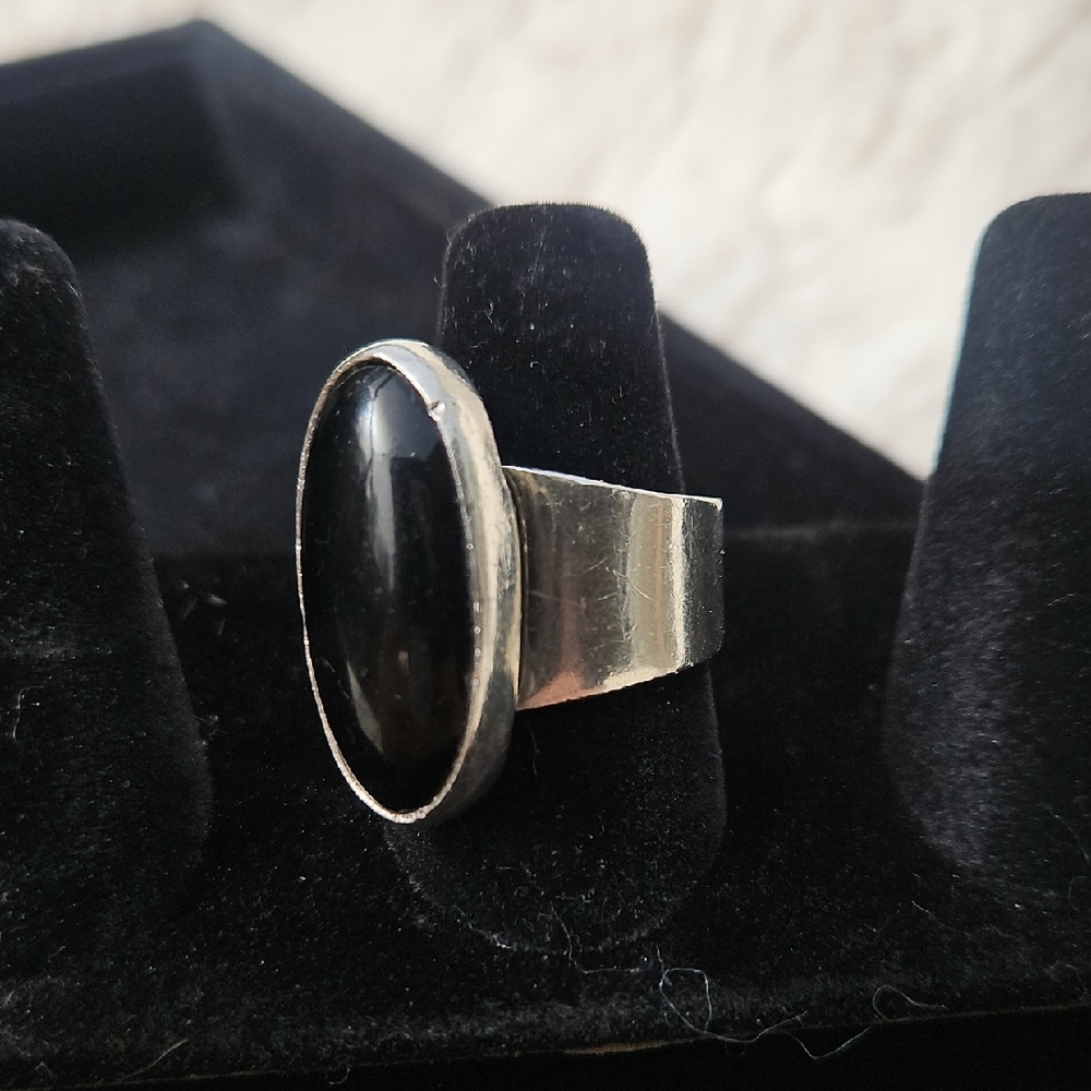 Silver & Black Oval Statement Ring - image 1
